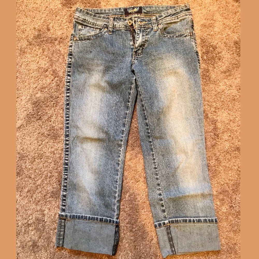 ‼️SALE‼️Angels Capri Jeans